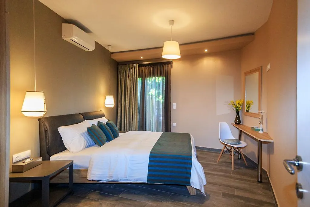 Kissos Apartments Vourvourou
