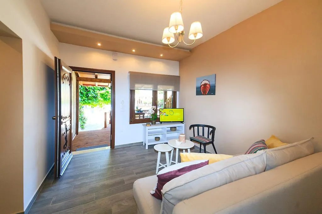 Kissos Apartments Vourvourou Greece