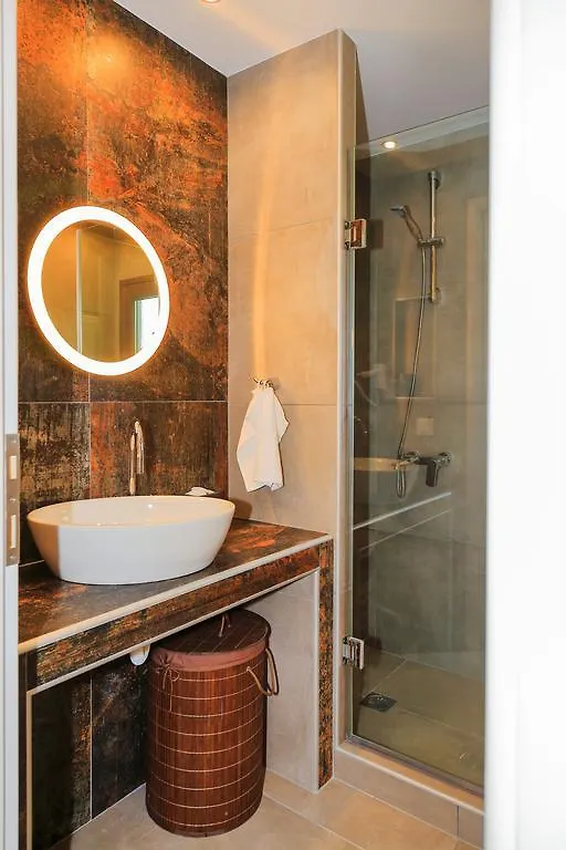 Kissos Apartments Vourvourou